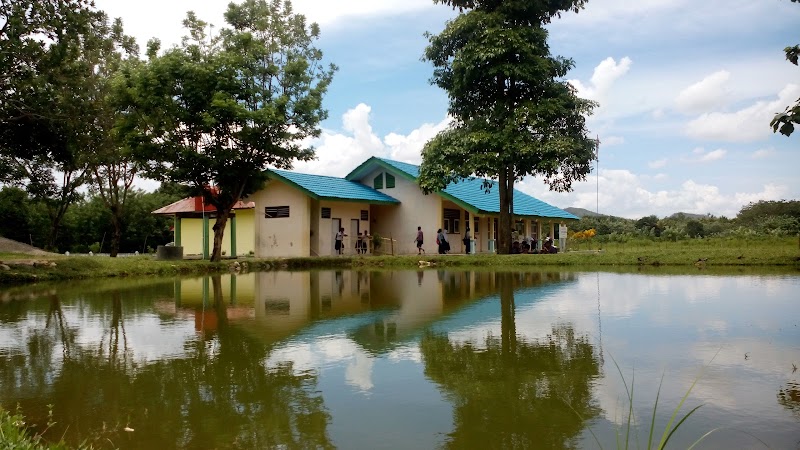 Foto SMP di Kab. Buru Selatan