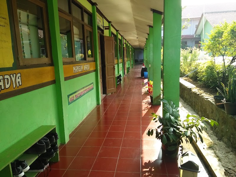 Foto dan Aktivitas Sekolah SD di Banjarnegara