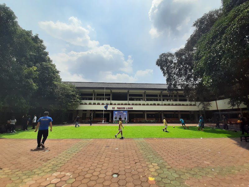 Foto dan Aktivitas Sekolah SD di Jakarta Selatan