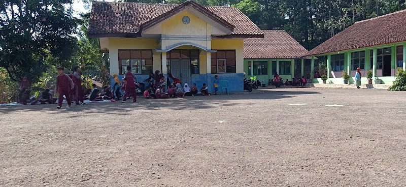 Foto dan Aktivitas Sekolah SD di Kuningan