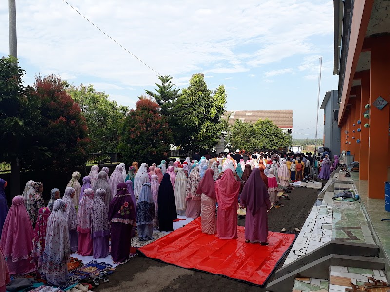 Foto dan Aktivitas Sekolah SD di Majalengka