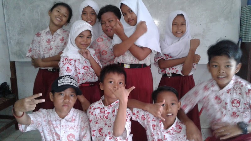 Foto dan Aktivitas Sekolah SD di Medan