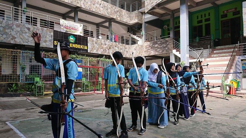 Foto dan Aktivitas Sekolah SD di Purwakarta