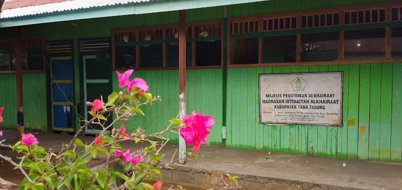 Foto dan Aktivitas Sekolah SD di Tana Tidung