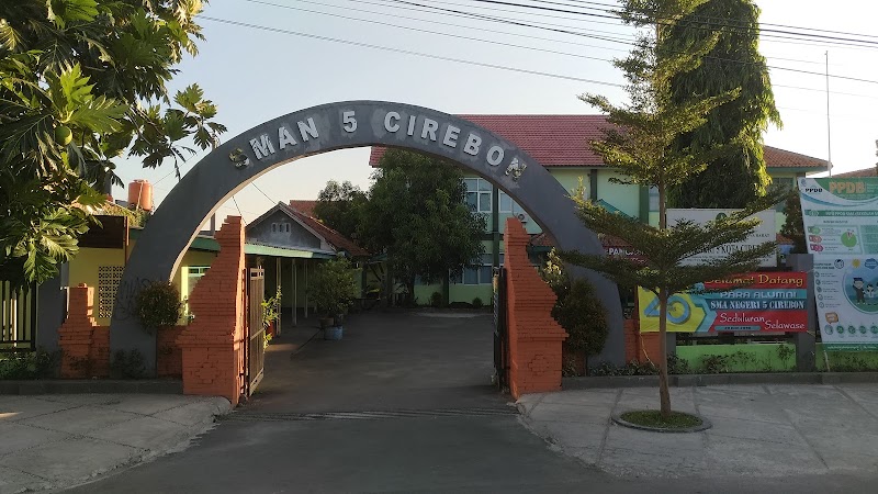Foto SMA di Kota Cirebon