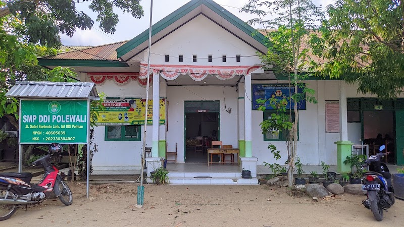 Foto SMP di Kab. Polewali Mandar