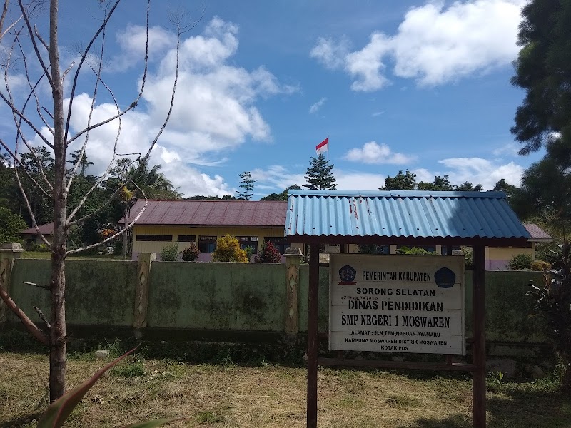 Foto SMP di Kab. Sorong Selatan