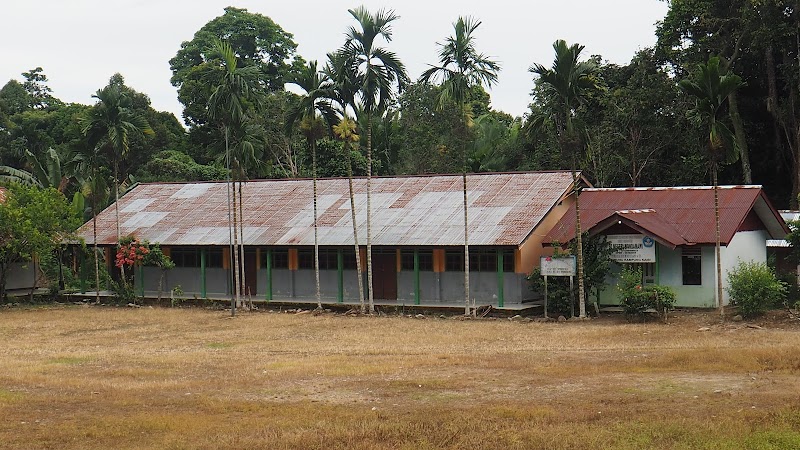 Foto SMP di Kab. Teluk Wondama