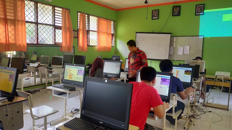 Foto SMP di Kota Pangkalpinang