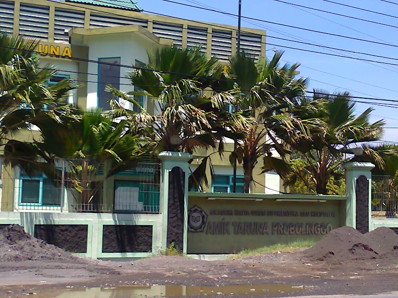 Akademi Manajemen Informatika dan Komputer Taruna (1) in Kota Probolinggo