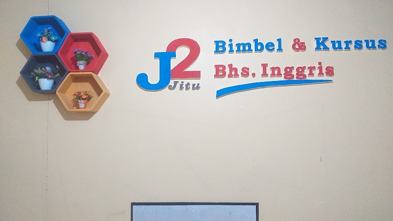 Bimbel & Kursus Bahasa Inggris J2 (Jitu) (2) in Kab. Pasangkayu