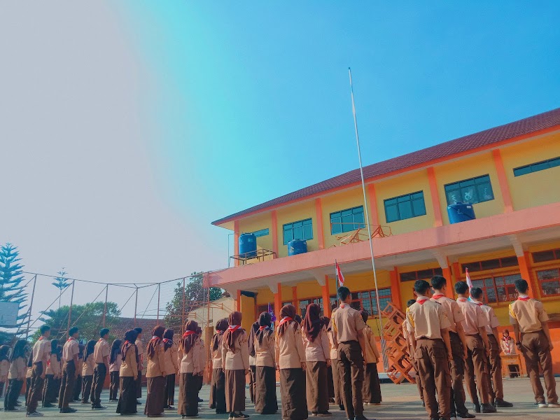 Daftar SMK Terbaik (1) in Kab. Garut