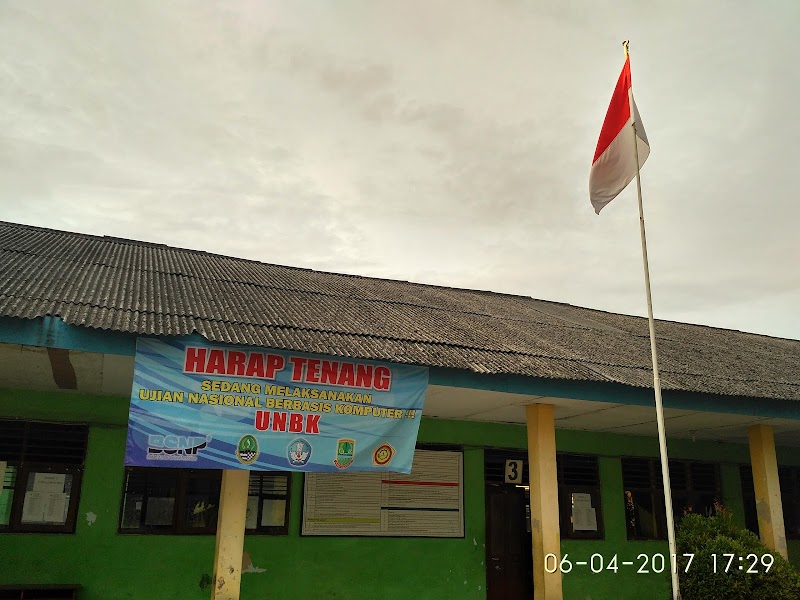 Daftar SMK Terbaik (1) in Kab. Karawang