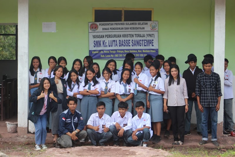 Daftar SMK Terbaik (1) in Kab. Luwu