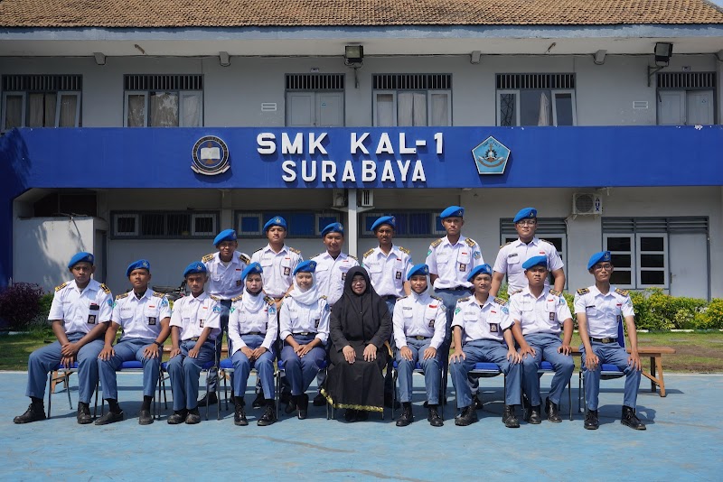 Daftar SMK Terbaik (2) in Kota Surabaya
