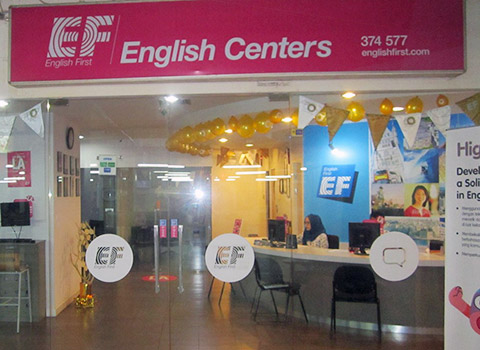 English Circle : English Learning Centers (2) in Kota Serang
