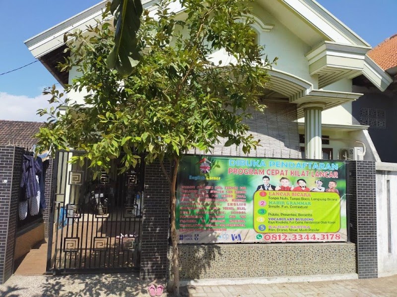 English Corner - Tempat Kursus Les Privat Bahasa Inggris Datang Ke rumah SD, SMP, SMA, Umum (1) in Kab. Sidoarjo