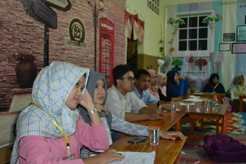 Essential English Center (2) in Kab. Seluma