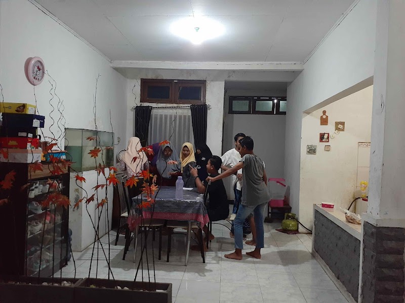 Kampung Inggris Solo (1) in Kota Surakarta