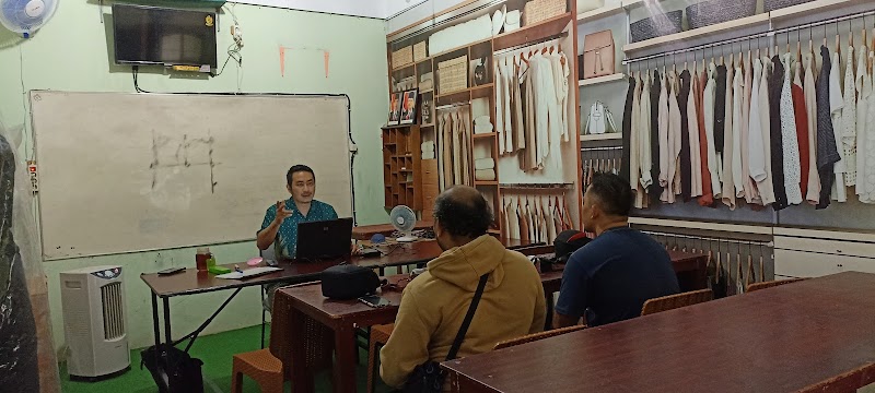 Kursus Komputer Solo Design School (1) in Kab. Klaten