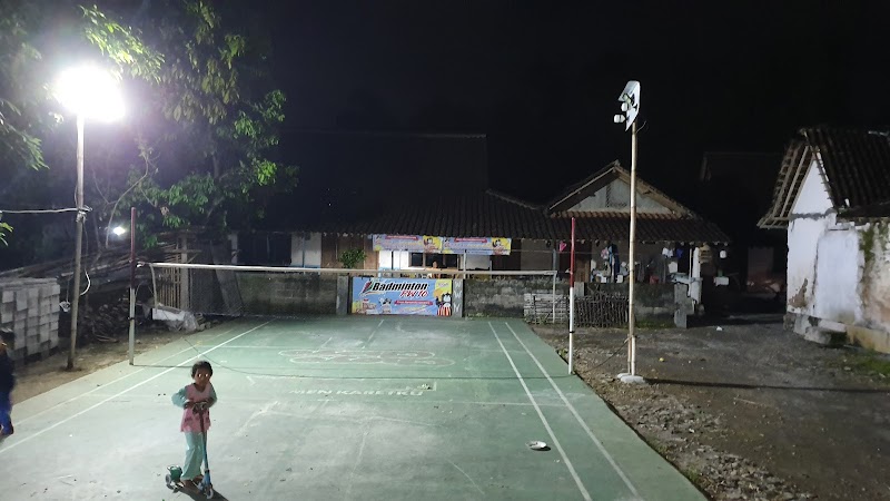 Lapangan Badminton Yosan & Choyo (1) in Kab. Klaten