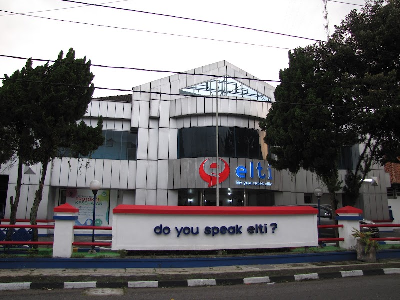 REAL Equivalent English (2) in Kota Yogyakarta