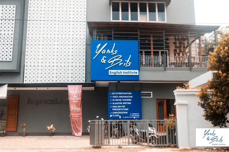 Royal Academy - Kursus Bahasa Inggris (2) in Kota Medan