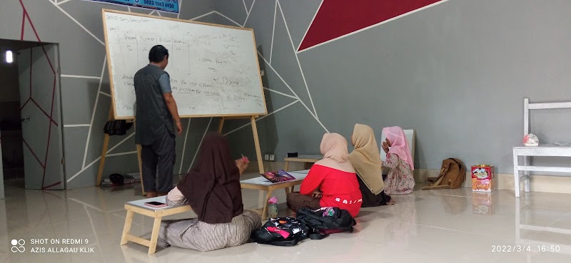 Tempat kursus bahasa inggris dan arab PEC MAJENE (2) in Kab. Majene