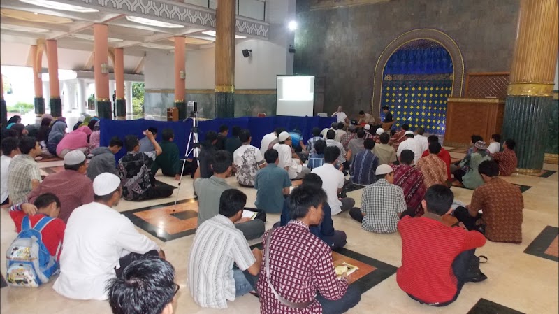 Wisma Bahasa - Indonesian Language School (2) in Kota Yogyakarta