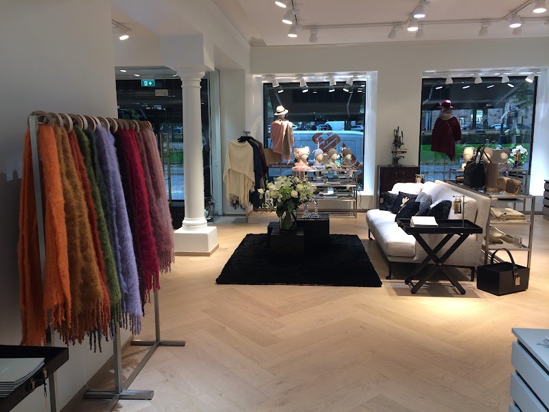 Balmuir Brand Store Helsinki