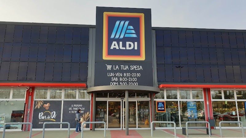 The Biggest Aldi in Italy