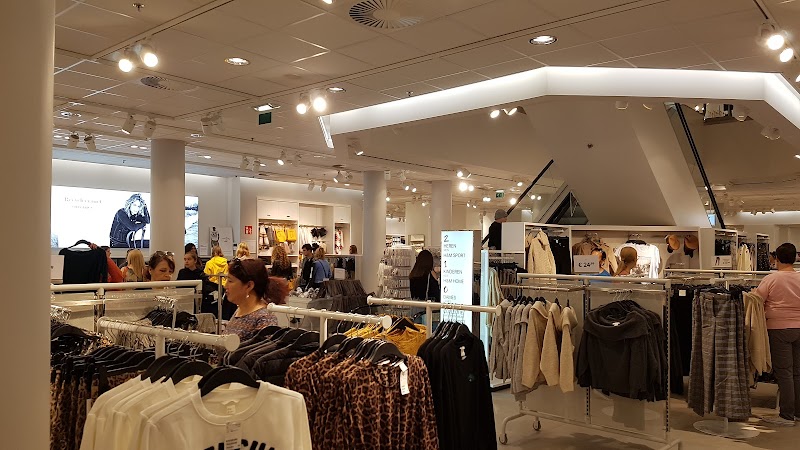 The Biggest H&M in Belgium