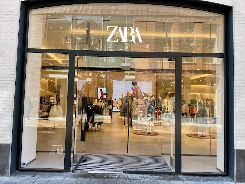 The Biggest ZARA in Netherlands