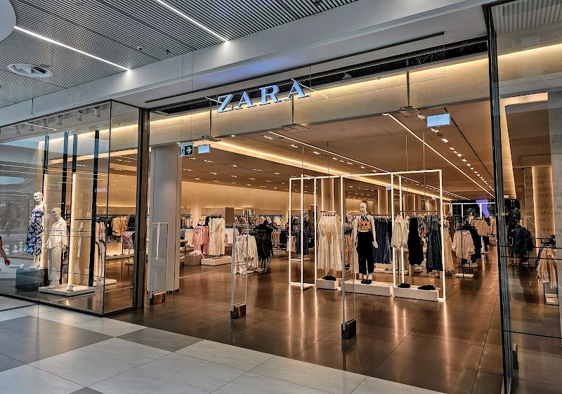 The Biggest ZARA in Poland