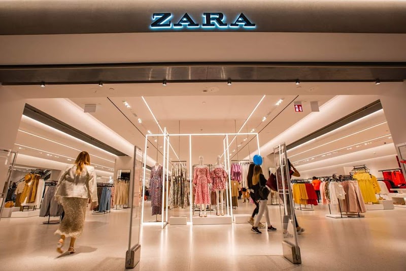The Biggest ZARA in Romania