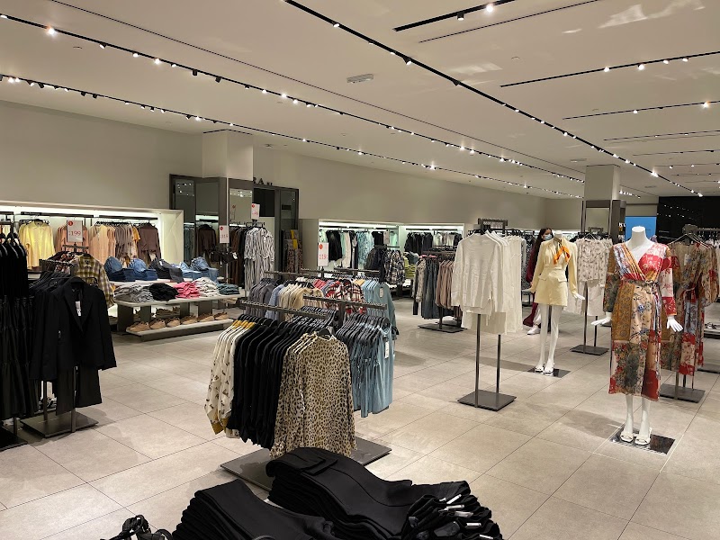 The Biggest ZARA in Saudi Arabia