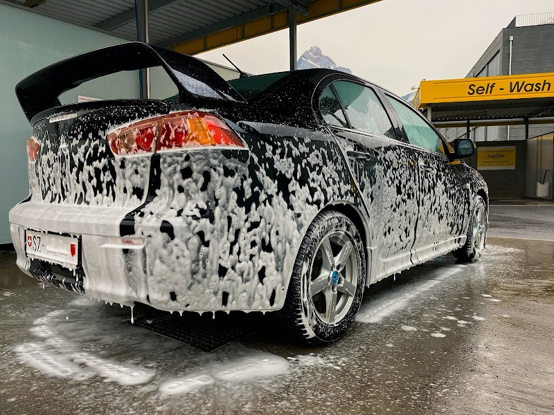 5 fingerboard Self Serve Car Wash