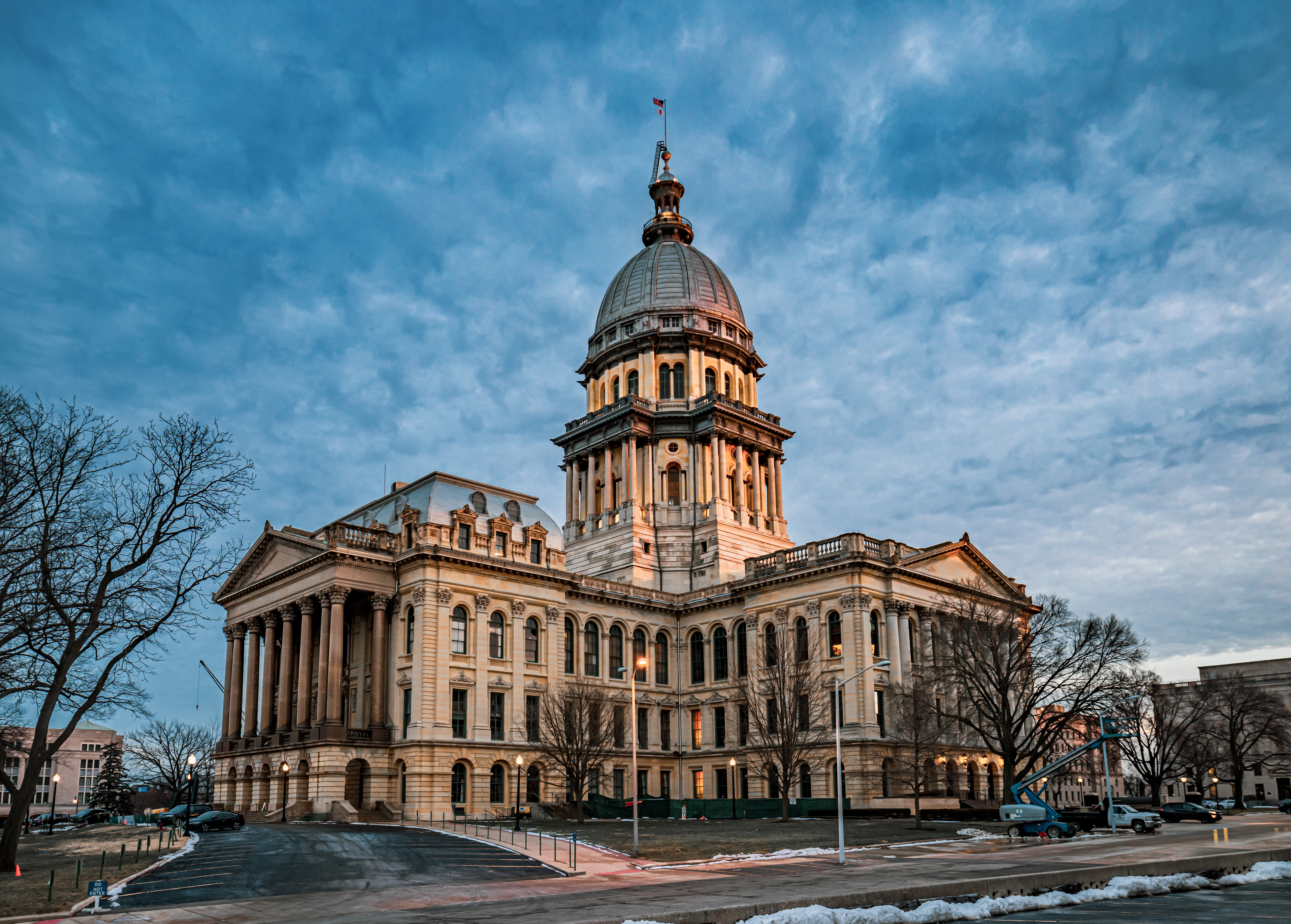 Springfield is the capital city of the U.S. state of Illinois and the county seat of Sangamon County. The city's population was 114,394 at the 2020 census, which makes it the state's seventh most-populous city, the second largest outside of the Chicago metropolitan area (after Rockford), and the largest in central Illinois. Approximately 208,000 residents live in the Springfield metropolitan area.Springfield was settled by European-Americans in the late 1810s, around the time Illinois became a state. The most famous historic resident was Abraham Lincoln, who lived in Springfield from 1837 until 1861, when he went to the White House as President of the United States. Major tourist attractions include multiple sites connected with Lincoln including the Abraham Lincoln Presidential Library and Museum, Lincoln Home, Old State Capitol, Lincoln-Herndon Law Offices, and the Lincoln Tomb at Oak Ridge Cemetery. Largely on the efforts of Lincoln and other area lawmakers, as well as its central location, Springfield was made the state capital in 1839.  
Springfield lies in a valley and plain near the Sangamon River. Lake Springfield, a large reservoir owned by the City Water, Light & Power company (CWLP), provides city residents with recreation and drinking water. Weather is fairly typical for middle latitude locations, with four distinct seasons including hot summers and cold winters. Spring and summer weather is like that of most Midwestern cities; thunderstorms may occur in late spring. Lying in Downstate Illinois, a part of Tornado Alley, tornadoes have hit the region on a few occasions.
The city has a mayor–council form of government and governs the Capital Township. The government of the state of Illinois is based in Springfield. State government institutions include the Illinois General Assembly, the Illinois Supreme Court and the Office of the Governor of Illinois. There are three public and three private high schools in Springfield. Public schools in Springfield are operated by District No. 186. Springfield's economy is dominated by government jobs, plus the related lobbyists and firms that deal with the state and county governments and justice system, and health care and medicine.