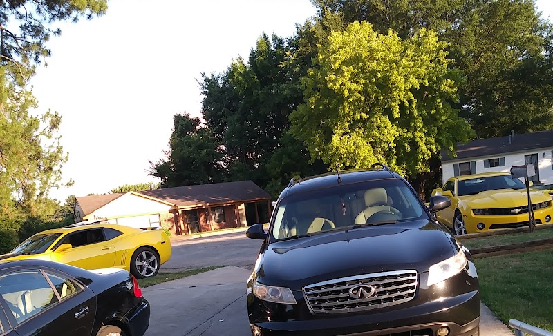 A-1 Auto & Truck Center Used Car Dealership