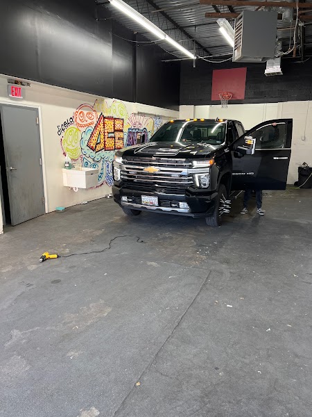 Ace Auto Lounge