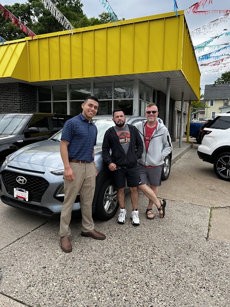 Auto Latino / University Auto