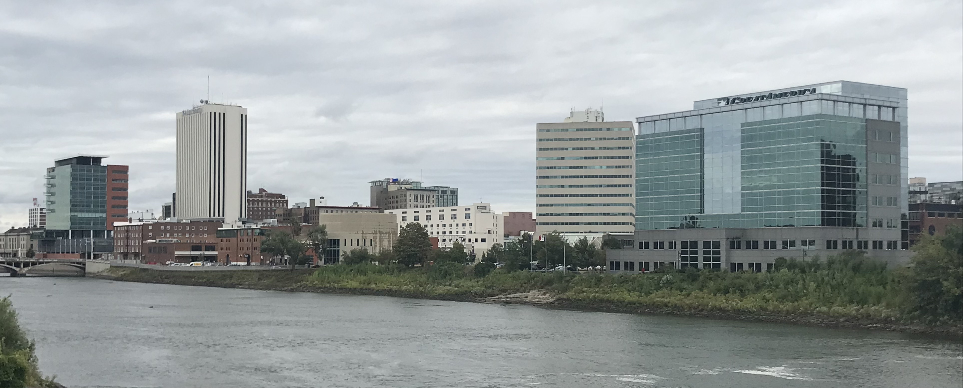 Cedar Rapids is the second-most populous city in Iowa, United States and is the county seat of Linn County. The city lies on both banks of the Cedar River, 20 miles (32 km) north of Iowa City and 100 miles (160 km) northeast of Des Moines, the state's capital and largest city. It is a part of the Cedar Rapids/Iowa City region of Eastern Iowa, which includes Linn, Benton, Cedar, Iowa, Jones, Johnson, and Washington counties.At the 2020 United States Census, the city population was 137,710. The estimated population of the three-county Metropolitan Statistical Area, which includes the nearby cities of Marion and Hiawatha, was 255,452 in 2008. Cedar Rapids is an economic hub of the state, located at the core of the Interstate 380 corridor. The Cedar Rapids Metropolitan Statistical Area (MSA) is also a part of a Combined Statistical Area (CSA) with the Iowa City MSA.
A flourishing center for arts and culture in Eastern Iowa, the city is home to the Cedar Rapids Museum of Art, the National Czech & Slovak Museum & Library, the Paramount Theatre, Orchestra Iowa, Theatre Cedar Rapids, the African American Museum of Iowa, and the Iowa Cultural Corridor Alliance. In the 1990s and 2000s, several Cedar Rapidians became well-known actors, including Ashton Kutcher, Elijah Wood, Terry Farrell, and Ron Livingston. The city is the setting for the musical The Pajama Game and the comedy film Cedar Rapids.
Cedar Rapids is nicknamed the "City of Five Seasons", for the so-called "fifth season", which is time to enjoy the other four. The symbol of the five seasons is the Tree of Five Seasons sculpture in downtown along the north river bank. The name "Five Seasons" and representations of the sculpture appear throughout the city in many forms.