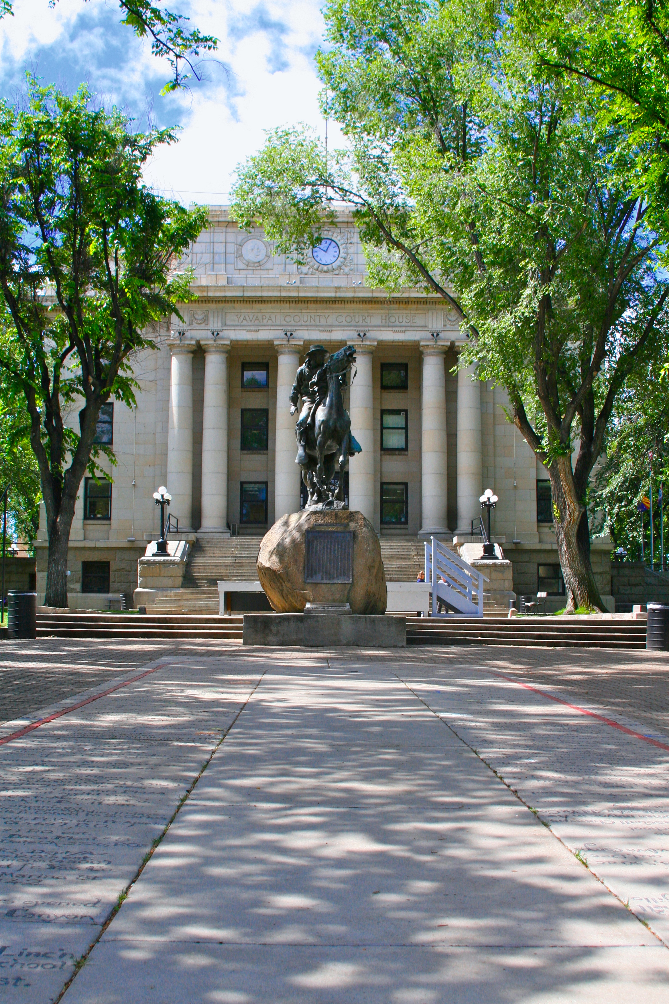 Prescott ( PRESS-kət) is a city and the county seat of Yavapai County, Arizona, United States. As of 2020 Census, the city's population was 45,827.
In 1864, Prescott was designated as the capital of the Arizona Territory, replacing the temporary capital of Fort Whipple. The territorial capital was moved to Tucson in 1867. Prescott again became the territorial capital in 1877, until Phoenix became the capital in 1889.
Prescott has a rich history as a frontier gold and silver mining town. Mining and settlers brought frequent conflict with native American tribes in the area, including the Yavapai and Apache. Prescott was the home to Fort Whipple from its inception, which acted as a base for campaigns against natives. Prescott was a stereotypical "wild west" town during the latter half of the 19th century; famous residents included Doc Holliday and Virgil Earp of the gunfight at the O.K. Corral. The makeshift wooden town burned to the ground several times in the first decade of the 20th century, which finally resulted in the town being rebuilt in brick. The modern city subsists on tourism, especially around its storied past. It is host to the self-proclaimed "World's Oldest Rodeo", running continuously since 1888. The rodeo, one of the most famous in the United States, draws some 35,000 tourists a year.
The towns of Prescott Valley, 7 miles (11 km) east; Chino Valley, 16 miles (26 km) north; Dewey-Humboldt, 13 miles (21 km) east, and Prescott comprise what is locally known as the "Quad-City" area. This also sometimes refers to central Yavapai County in general, which would include the towns of: Mayer, Paulden, Wilhoit, and Williamson Valley. Combined with these smaller communities, the area had a population of 103,260 as of 2007. Prescott is the center of the Prescott Metropolitan Area, defined by the U.S. Census Bureau as all of Yavapai County.
The Yavapai-Prescott Indian Tribe reservation is adjacent to and partially within the borders of Prescott.
Prescott is in the Granite Creek watershed and contains the convergence of Miller Creek and Granite Creek on its north side.