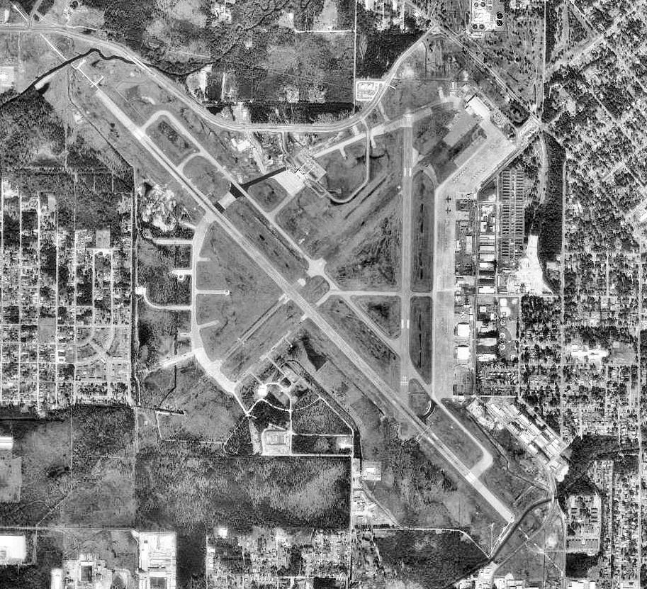Gulfport–Biloxi International Airport (IATA: GPT, ICAO: KGPT, FAA LID: GPT) is a joint civil–military public-use airport three nautical miles (6 km) northeast of the central business district of Gulfport, a city in Harrison County, Mississippi, United States. It is owned by the Gulfport–Biloxi Regional Airport Authority and serves the Gulf Coast area.
This airport is included in the National Plan of Integrated Airport Systems for 2011–2015, which categorized it as a primary commercial service airport (more than 10,000 enplanements per year). As per Federal Aviation Administration records, the airport had 487,907 passenger boardings (enplanements) in calendar year 2008; 411,978 enplanements in 2009; and 325,437 emplacements in 2014. Despite its title, all regularly scheduled commercial passenger flights at the airport are domestic flights only.