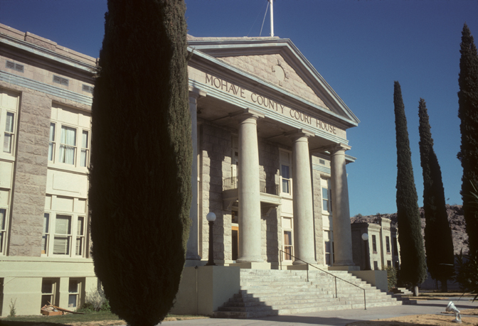 Mohave County is in the northwestern corner of the U.S. state of Arizona. As of the 2020 census, its population was 213,267. The county seat is Kingman, and the largest city is Lake Havasu City. It is the fifth largest county in the United States (by area).
Mohave County includes the Lake Havasu City–Kingman, Arizona Metropolitan Statistical Area, which is also included in the Las Vegas-Henderson, Nevada-Arizona Combined Statistical Area.
Mohave County contains parts of Grand Canyon National Park and Lake Mead National Recreation Area and all of the Grand Canyon–Parashant National Monument. The Kaibab, Fort Mojave and Hualapai Indian Reservations also lie within the county.