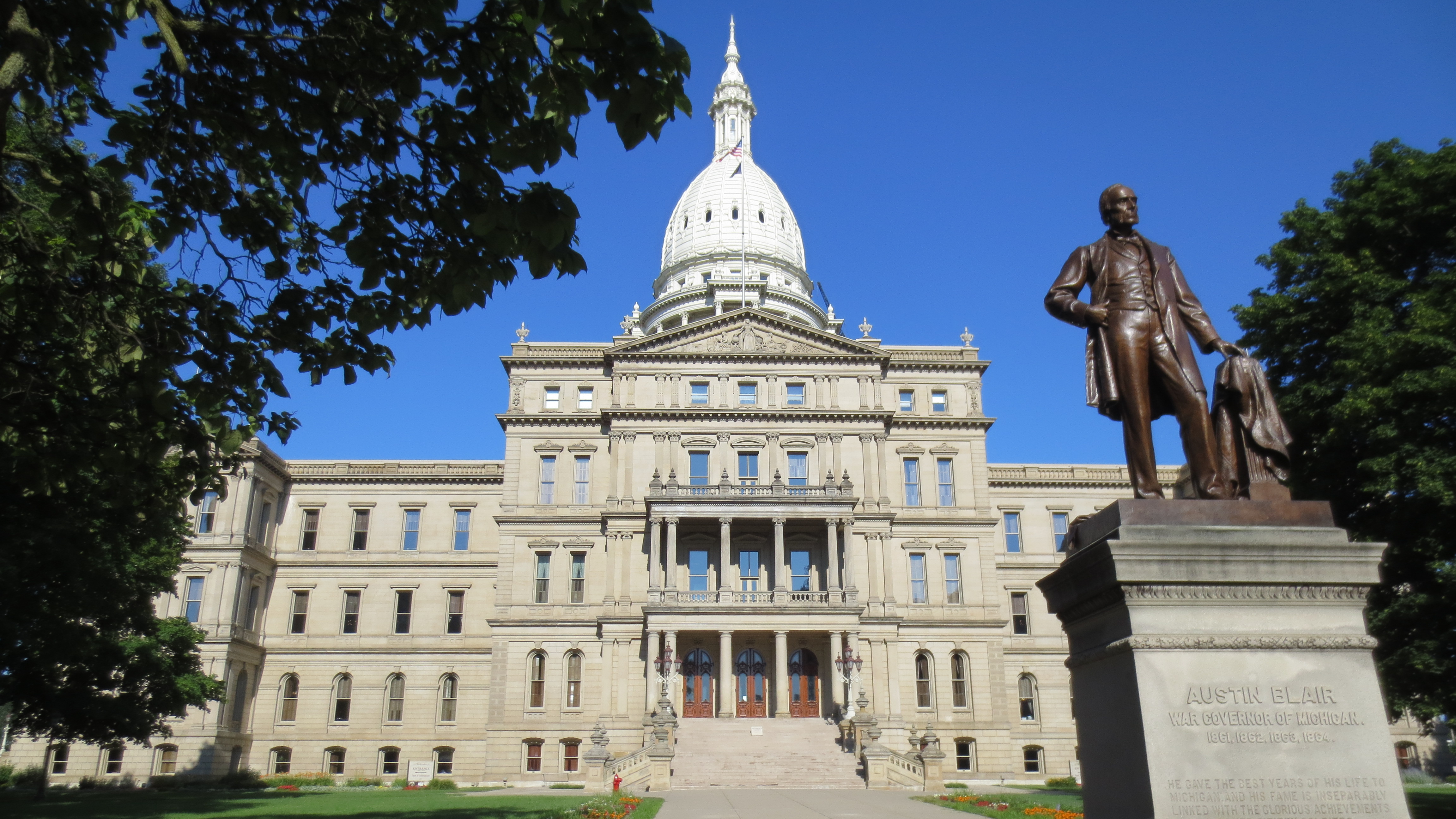 Lansing () is the capital of the U.S. state of Michigan. It is mostly in Ingham County, although portions of the city extend west into Eaton County and north into Clinton County. The 2020 census placed the city's population at 112,644, making it the sixth most populous city in Michigan. The population of its metropolitan statistical area (MSA) was 541,297 at the 2020 census, the third largest in the state after metropolitan Detroit and Grand Rapids. It was named the new state capital of Michigan in 1847, ten years after Michigan became a state.
The Lansing metropolitan area, colloquially referred to as "Mid-Michigan", is an important center for educational, cultural, governmental, commercial, and industrial functions. Neighboring East Lansing is home to Michigan State University, a public research university with an enrollment of more than 50,000. The area features two medical schools, one veterinary school, two nursing schools, and two law schools. It is the site of the Michigan State Capitol, the state Supreme Court, the Court of Appeals, a federal court, the Library of Michigan and Historical Center, and headquarters of four national insurance companies.
Lansing is the only U.S. state capital (among the 47 located in counties) that is not also a county seat. The seat of government of Ingham County is Mason, but the county maintains some offices in Lansing.