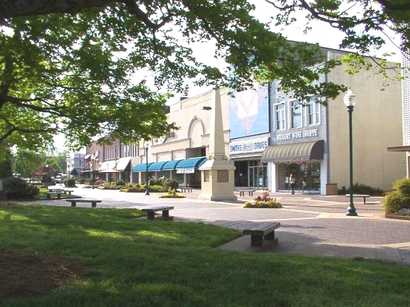 Hickory is a city in North Carolina primarily located in Catawba County. It is the 25th most popular city in North Carolina, with its formal boundaries extending into Burke and Caldwell counties. It is located approximately 60 miles (97 km) northwest of Charlotte. Hickory's population in the 2022 United States Census Bureau estimate was 44,084. Hickory is the main city of the Hickory–Lenoir–Morganton Metropolitan Statistical Area, which had a population of 368,347 in the 2022 census.
In 2014, Reader's Digest named the Hickory metro area as the 10th best place to live and raise a family in the United States. Forbes named the Hickory-Lenoir-Morganton MSA the third best MSA in the country for business cost in the same year. The Hickory MSA was also identified by Smart Growth America in 2014 as being the country's most sprawling metro area.