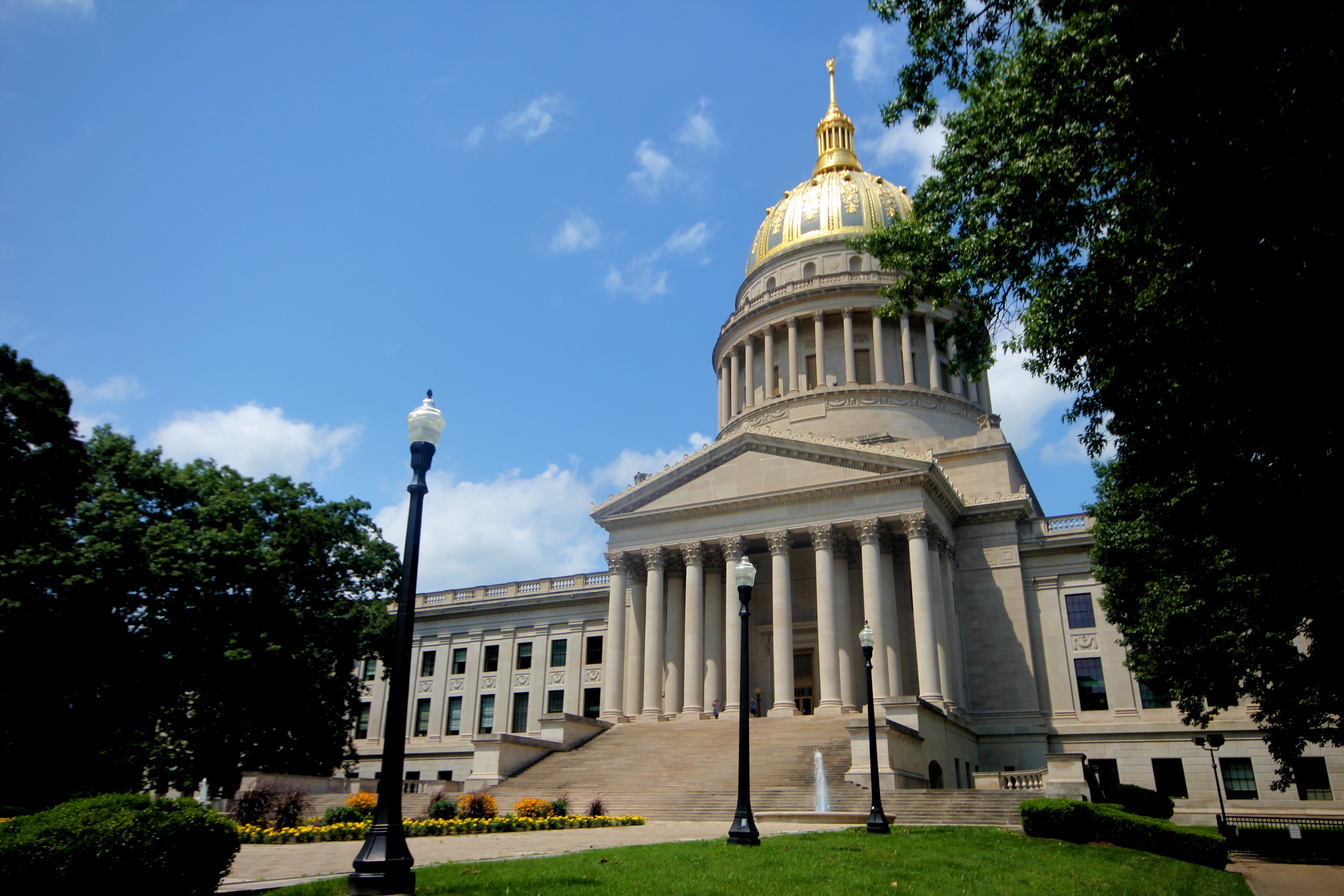 Charleston is the capital and most populous city of the U.S. state of West Virginia and the seat of Kanawha County. Located at the confluence of the Elk and Kanawha rivers, the city had a population of 48,864 at the 2020 census and an estimated population of 48,018 in 2021. The Charleston metropolitan area had 210,605 residents in 2020.
The first permanent settlement, Fort Morris, was built in fall 1773 by William Morris prior to Lord Dunmore's War, and was used extensively during the American Revolution. The town of Charleston was incorporated by the Virginia House of Delegates in 1794 with the trustees being William Morris, Leonard Morris, and Daniel Boone. Early industries important to Charleston included salt and the first natural gas well. Later, coal became central to economic prosperity in the city and the surrounding area. Today, trade, utilities, government, medicine, and education play central roles in the city's economy.
Charleston is the home of the Charleston Dirty Birds of the Atlantic League of Professional Baseball, and the annual 15-mile (24 km) Charleston Distance Run. Yeager Airport and the University of Charleston are in the city. West Virginia State University is in the local area as well as West Virginia University and Marshall University satellite campuses.